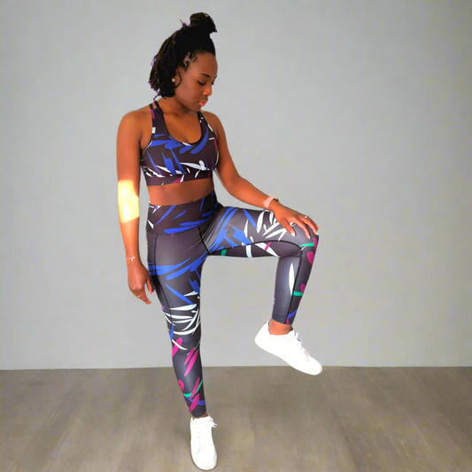 Model wearing IHAMORA Bamboo Leggings with colourful bamboo print and seamless fit.